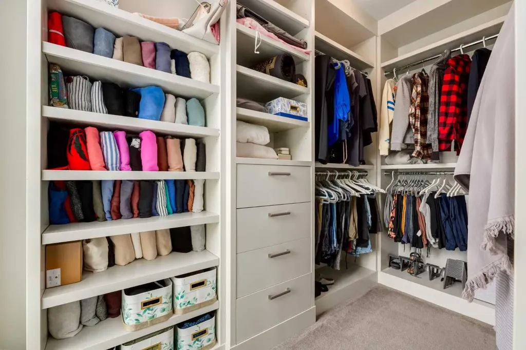 1523 28 Avenue SW Calgary AB T2T 1J3