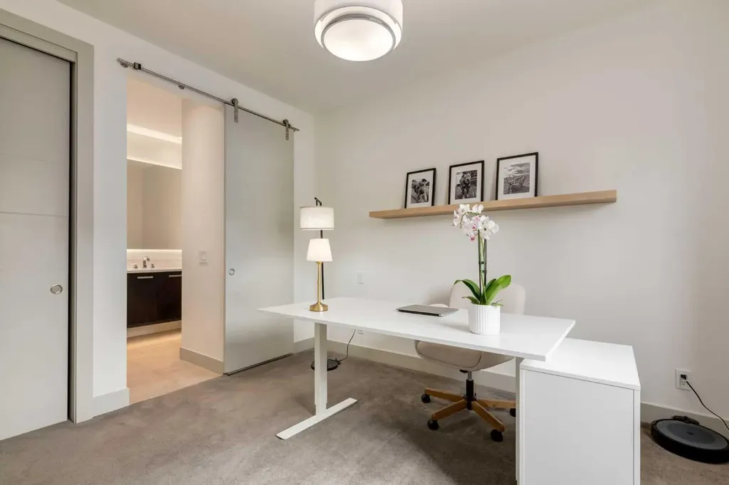 1523 28 Avenue SW Calgary AB T2T 1J3