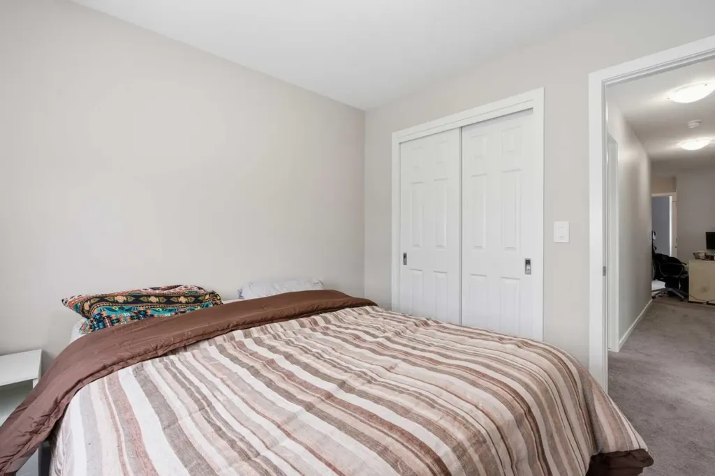214 Windbury Lane SW Airdrie AB T4B 5J5