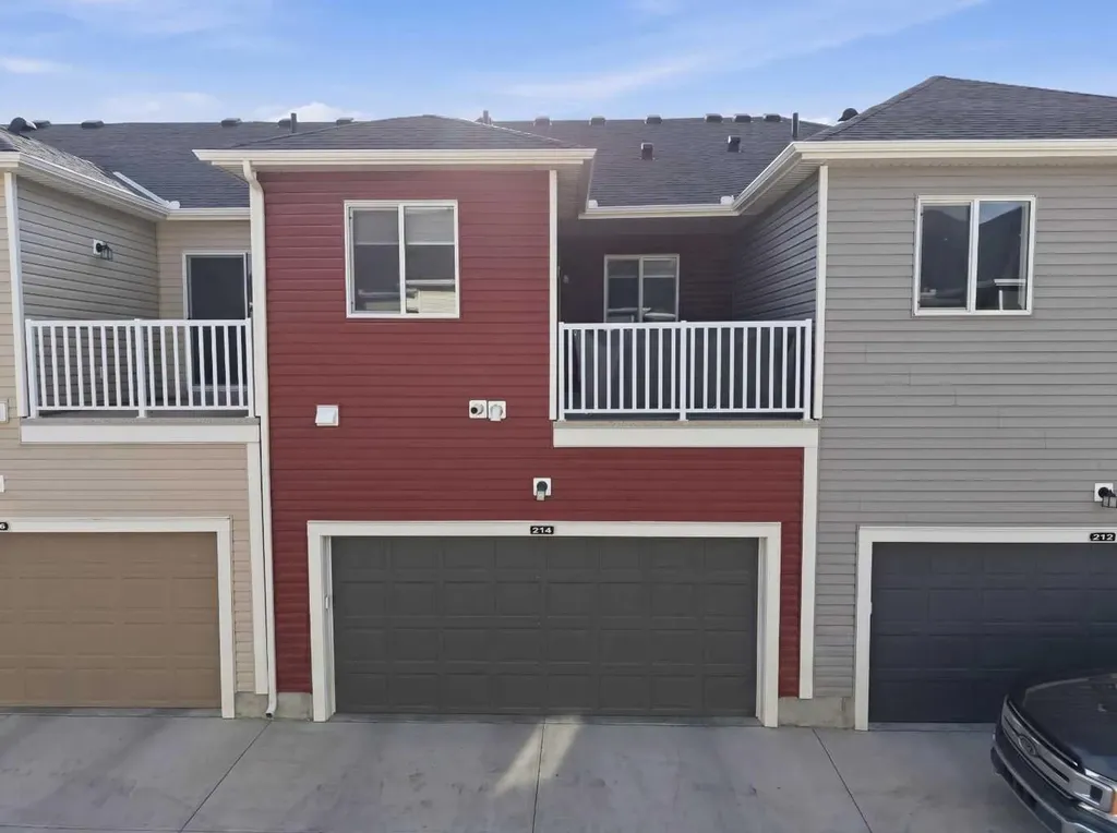 214 Windbury Lane SW Airdrie AB T4B 5J5