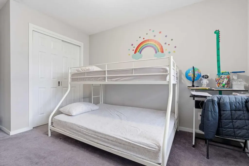 214 Windbury Lane SW Airdrie AB T4B 5J5