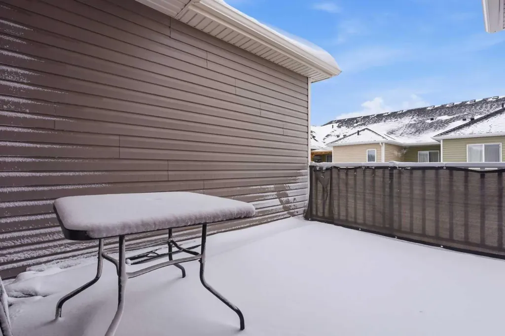 214 Windbury Lane SW Airdrie AB T4B 5J5