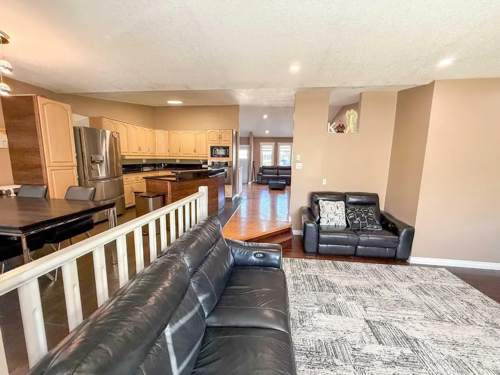 5 Blueberry Crescent Whitecourt AB T7S 1R2