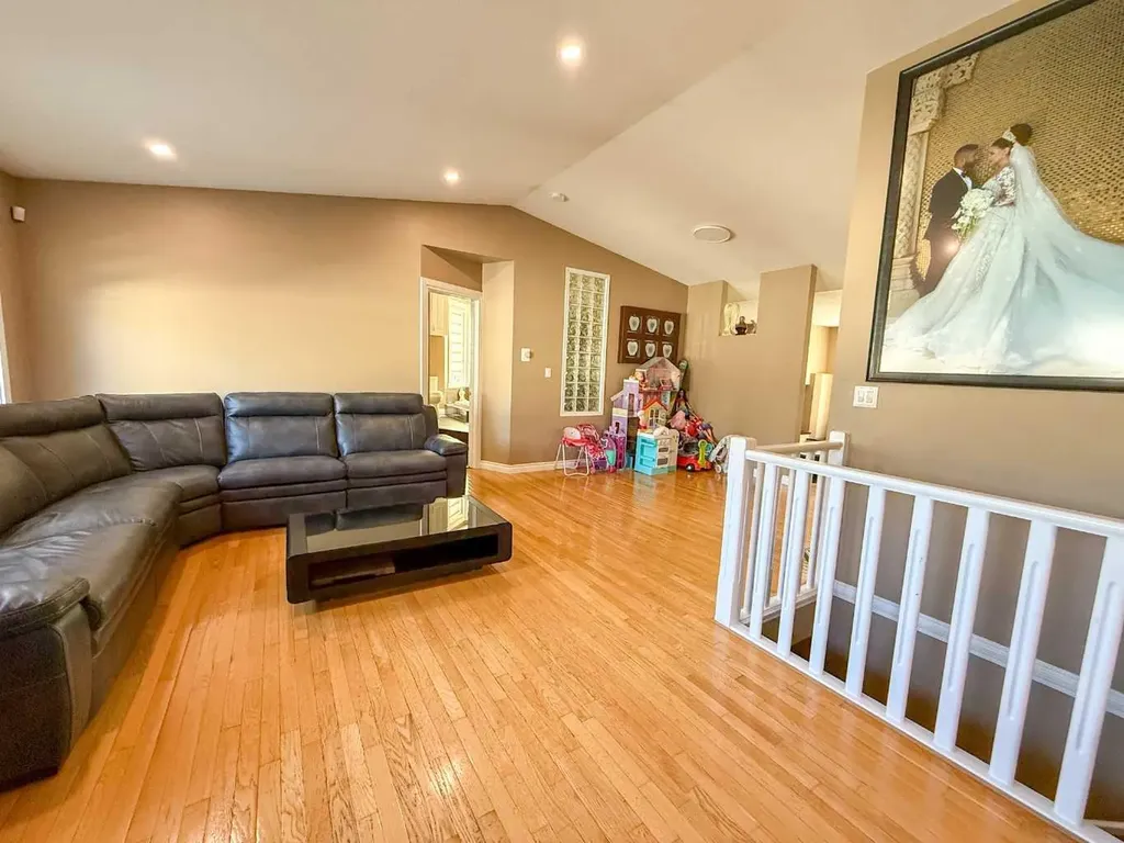 5 Blueberry Crescent Whitecourt AB T7S 1R2