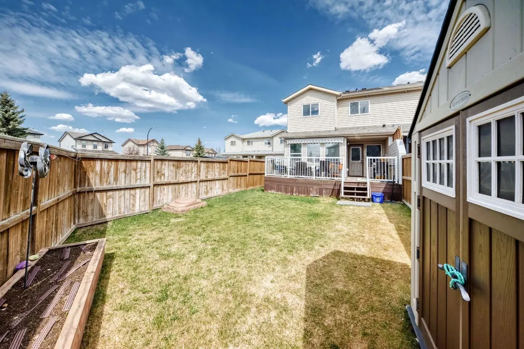 70 Jensen Place Red Deer AB T4P0G2