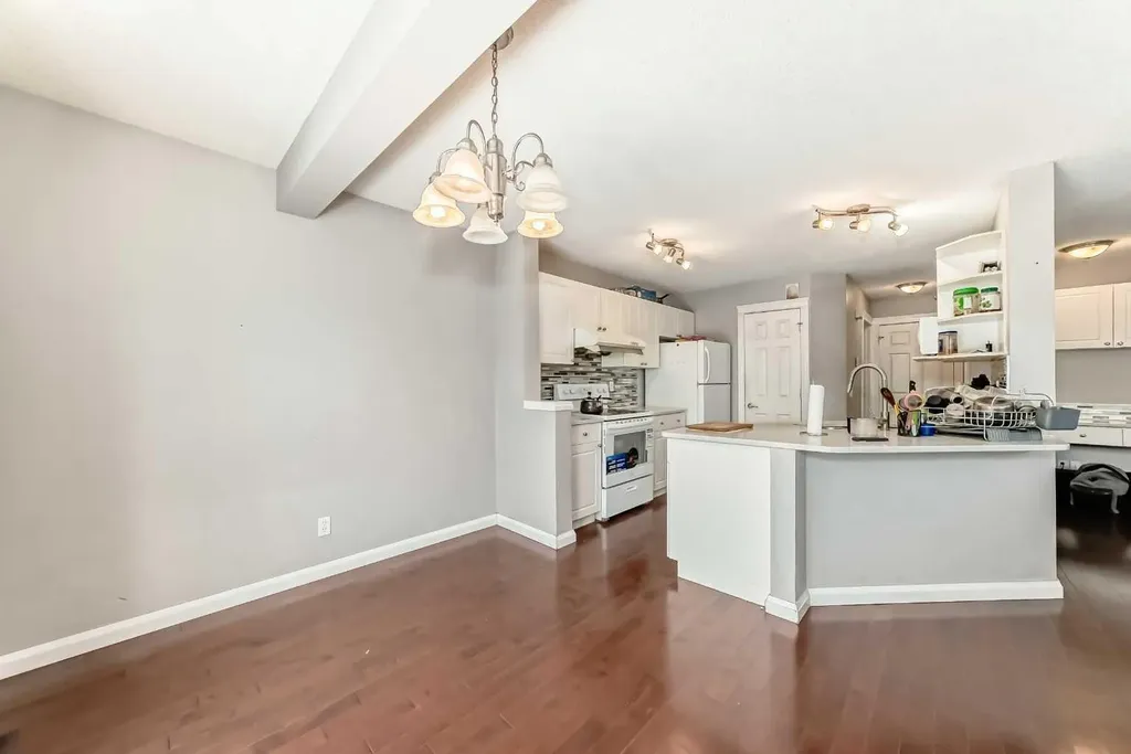 39 Saddleridge Close NE Calgary AB T3J4X2