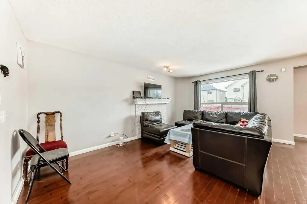 39 Saddleridge Close NE Calgary AB T3J4X2