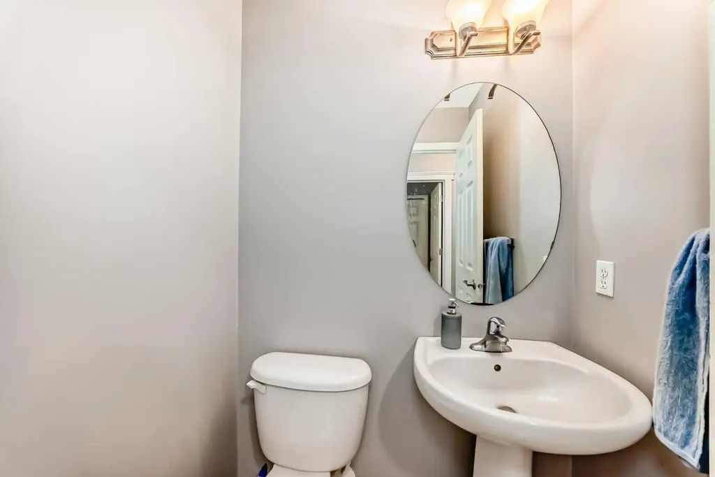 39 Saddleridge Close NE Calgary AB T3J4X2