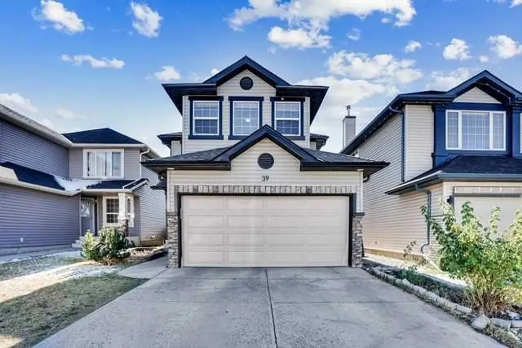 39 Saddleridge Close NE Calgary AB T3J4X2
