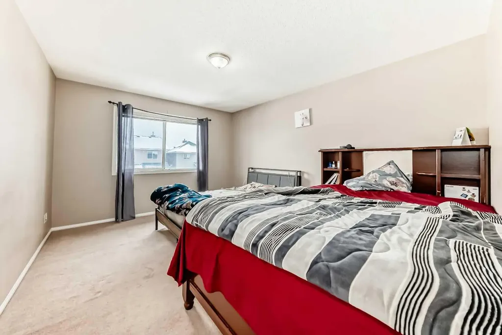 39 Saddleridge Close NE Calgary AB T3J4X2