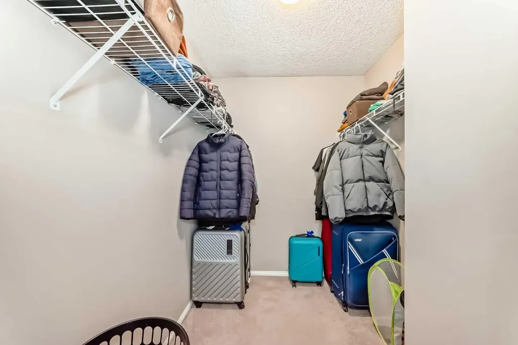 39 Saddleridge Close NE Calgary AB T3J4X2
