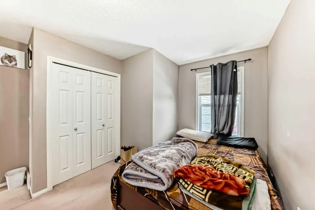 39 Saddleridge Close NE Calgary AB T3J4X2