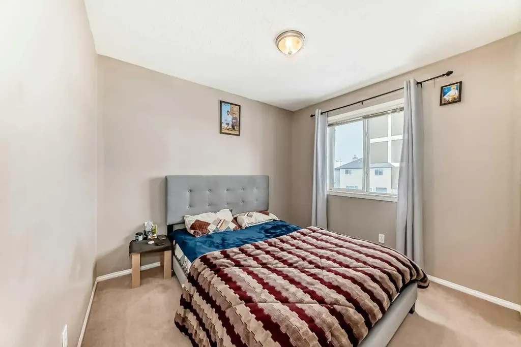 39 Saddleridge Close NE Calgary AB T3J4X2