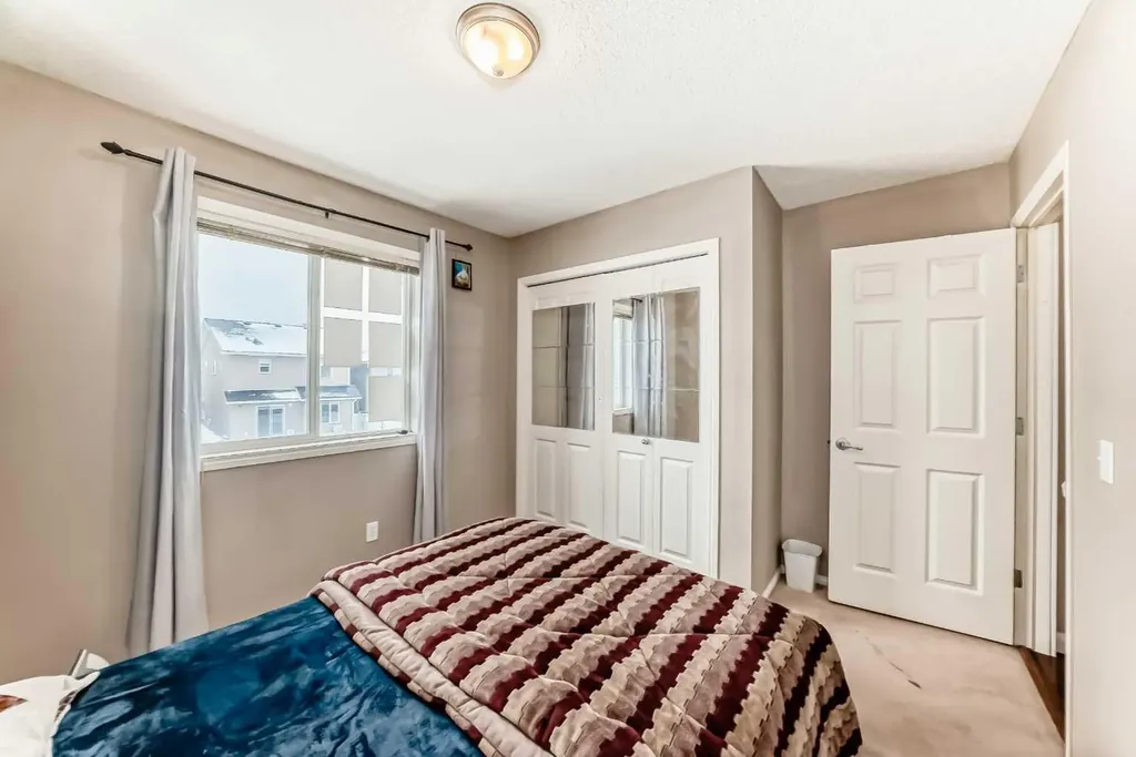 39 Saddleridge Close NE Calgary AB T3J4X2