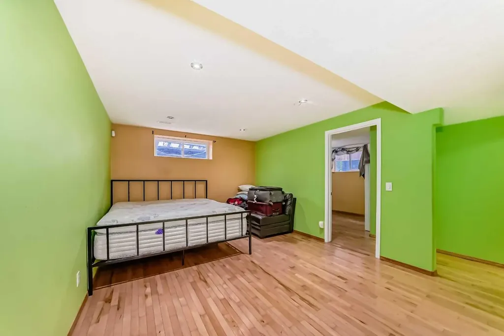 39 Saddleridge Close NE Calgary AB T3J4X2