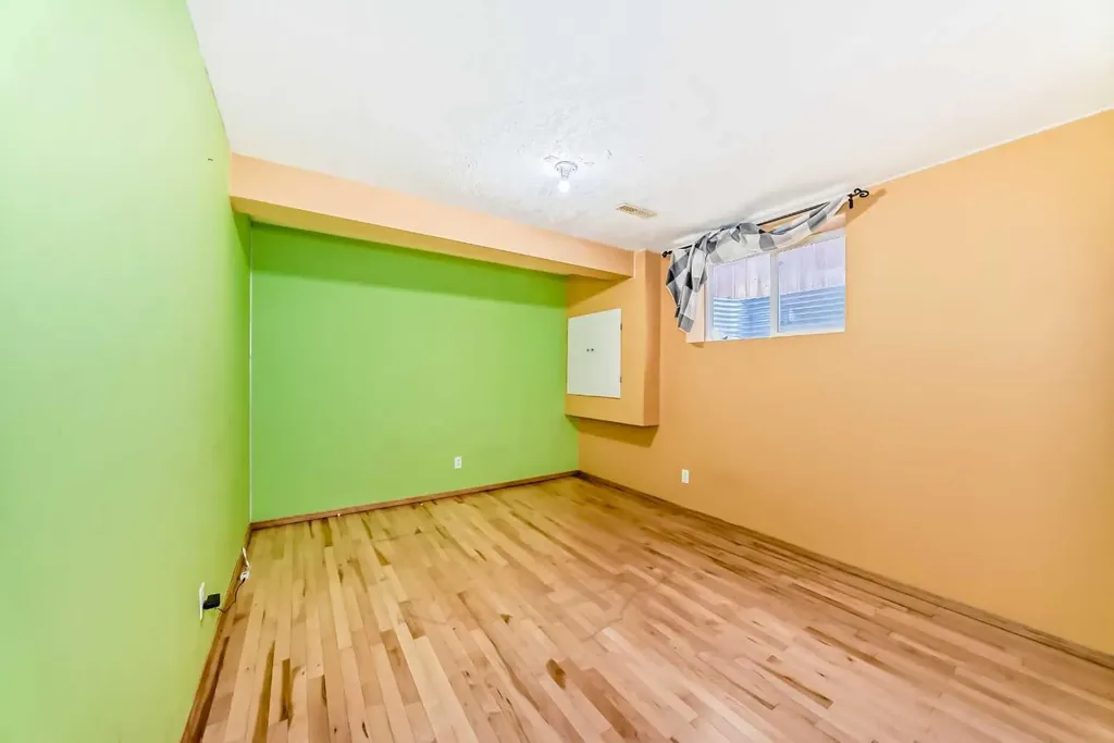 39 Saddleridge Close NE Calgary AB T3J4X2