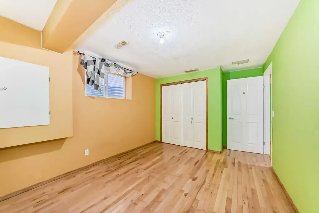 39 Saddleridge Close NE Calgary AB T3J4X2