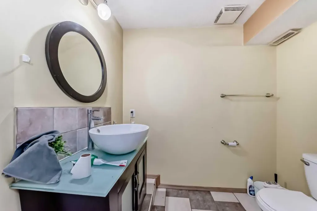 39 Saddleridge Close NE Calgary AB T3J4X2