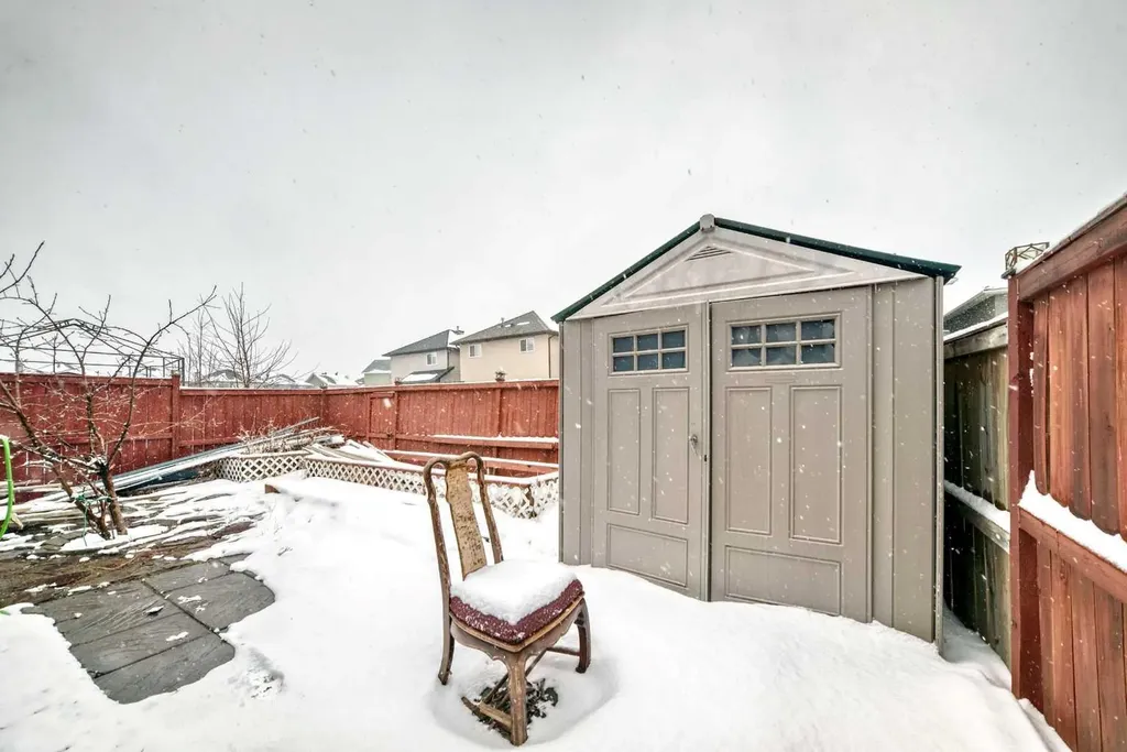 39 Saddleridge Close NE Calgary AB T3J4X2