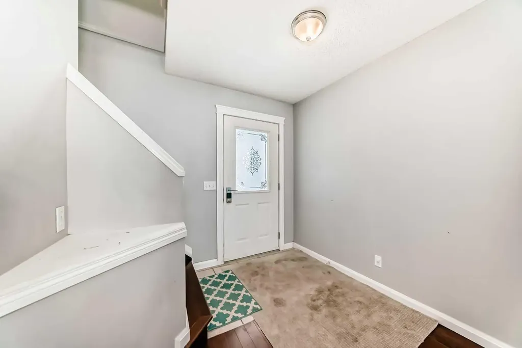 39 Saddleridge Close NE Calgary AB T3J4X2