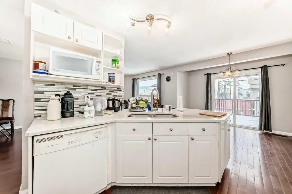 39 Saddleridge Close NE Calgary AB T3J4X2