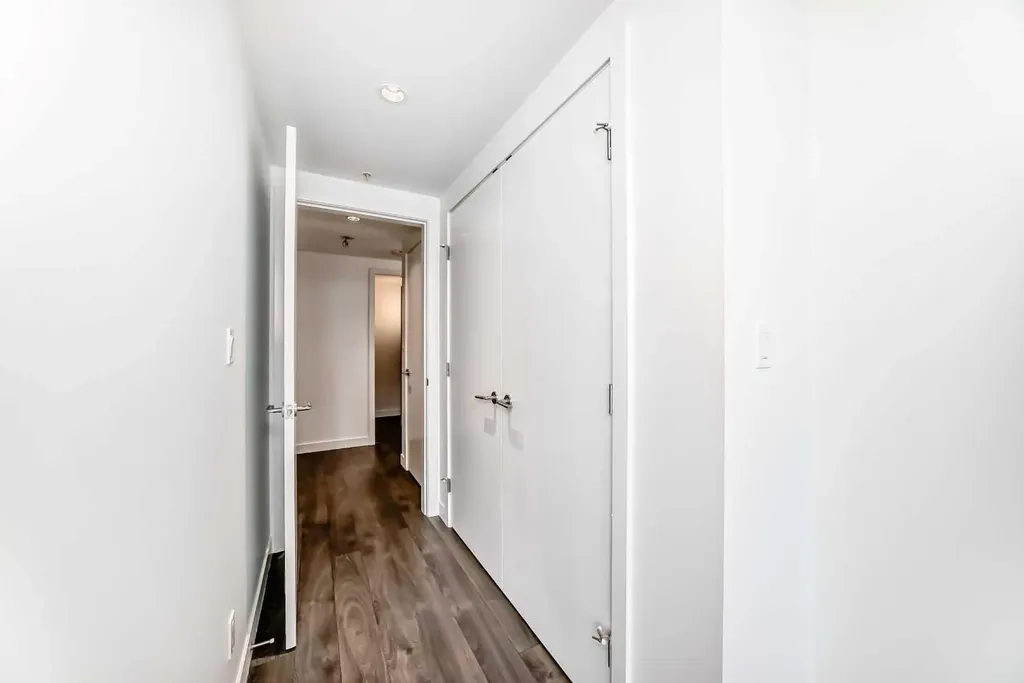 310 12 Avenue SW Calgary AB T2X2G2