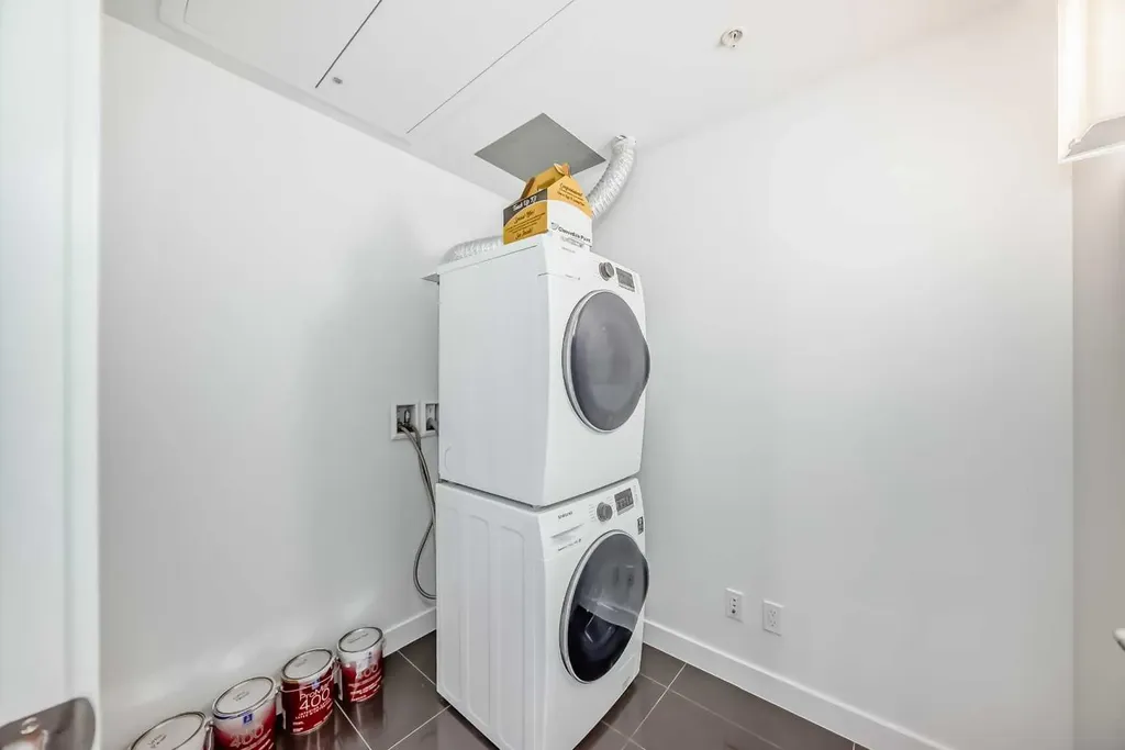 310 12 Avenue SW Calgary AB T2X2G2