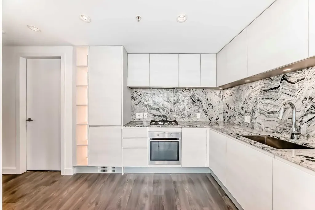 310 12 Avenue SW Calgary AB T2X2G2