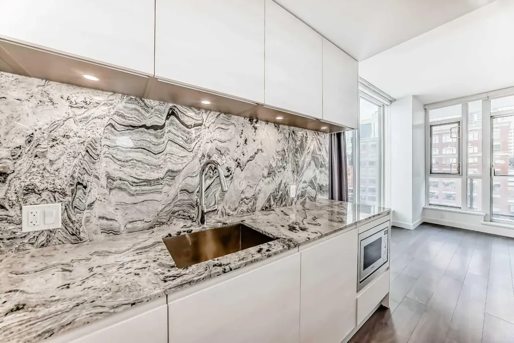310 12 Avenue SW Calgary AB T2X2G2