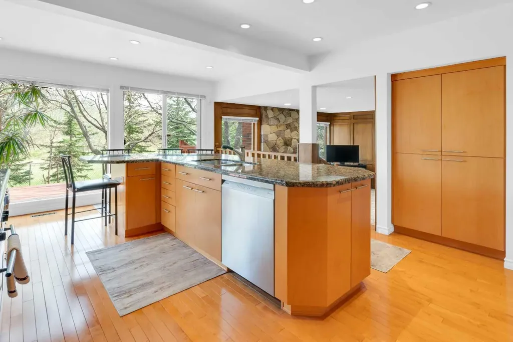 195 Ranch Estates Road NW Calgary AB T3G2B9
