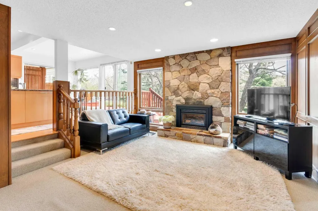 195 Ranch Estates Road NW Calgary AB T3G2B9