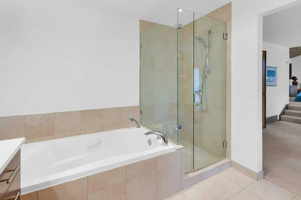 195 Ranch Estates Road NW Calgary AB T3G2B9