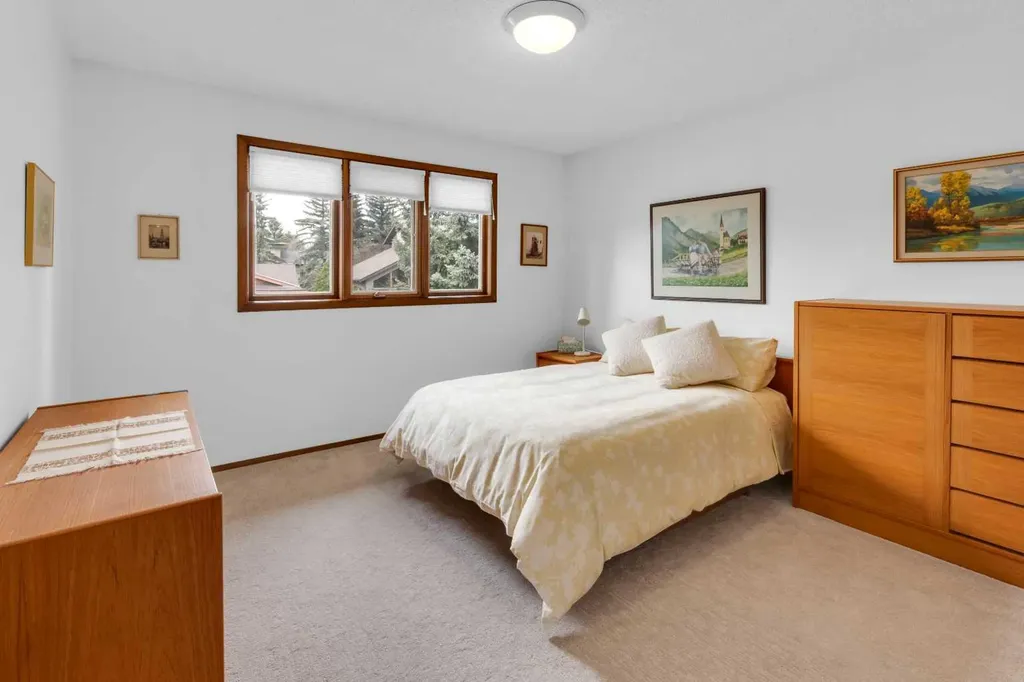 195 Ranch Estates Road NW Calgary AB T3G2B9