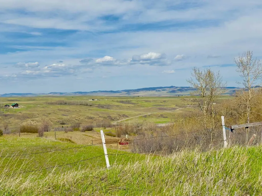 2127 Twp Road 7-3a Lundbreck AB T0K1H0