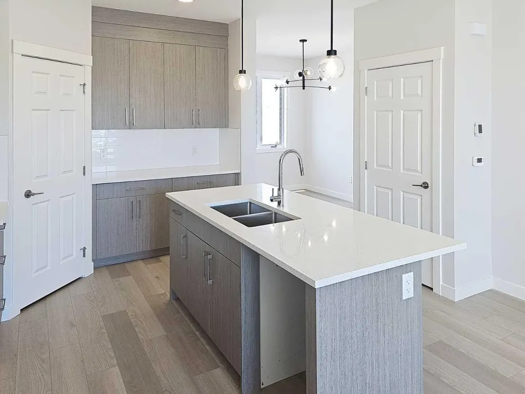 1935 Mccaskill Drive Crossfield AB T0M 0S0