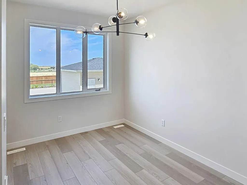 1935 Mccaskill Drive Crossfield AB T0M 0S0