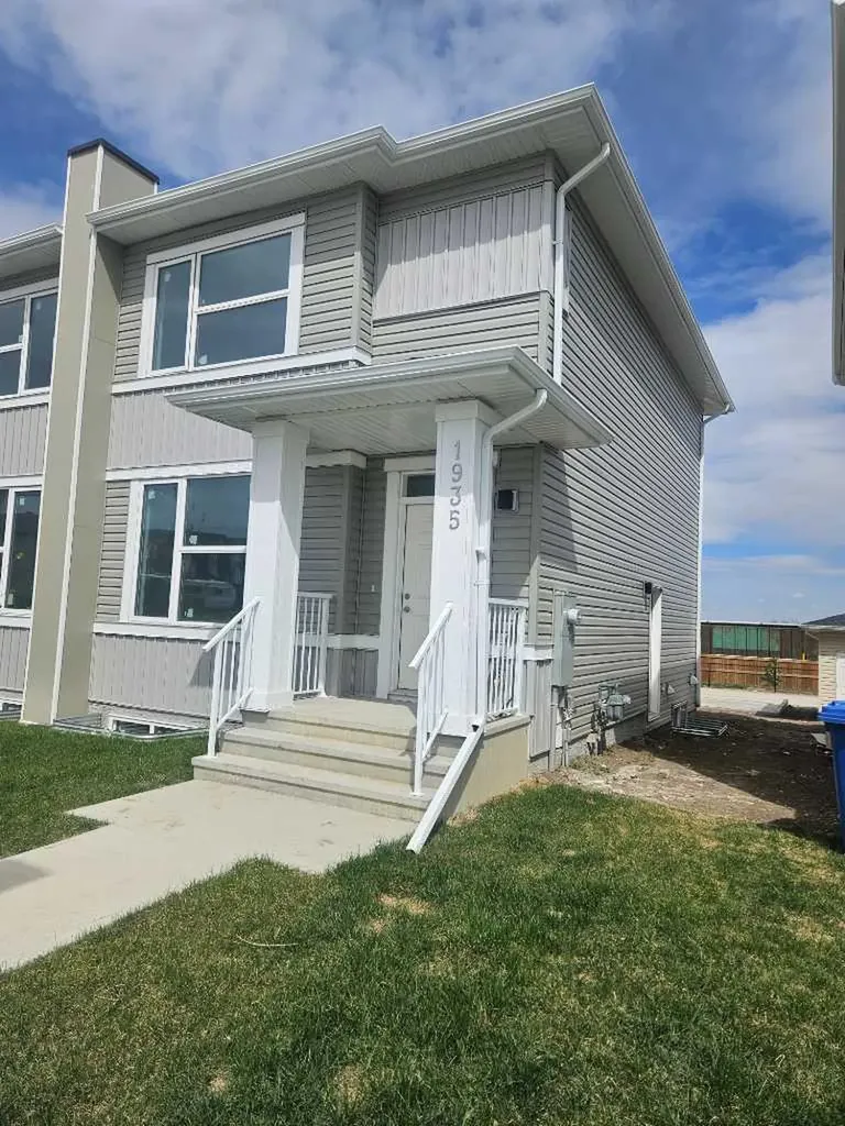 1935 Mccaskill Drive Crossfield AB T0M 0S0