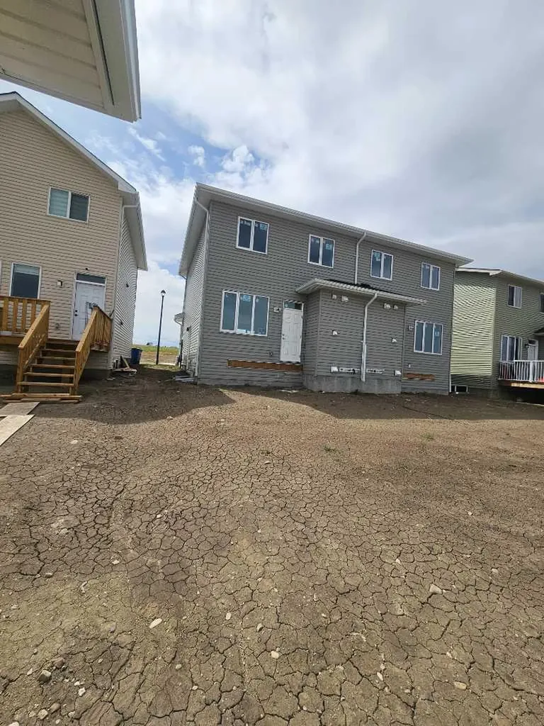 1935 Mccaskill Drive Crossfield AB T0M 0S0