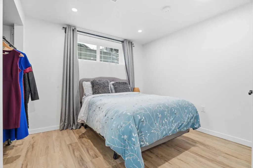 72 Redstone Common NE Calgary AB T3N 0K1