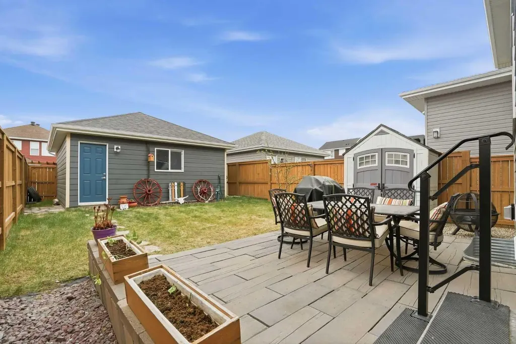 72 Redstone Common NE Calgary AB T3N 0K1
