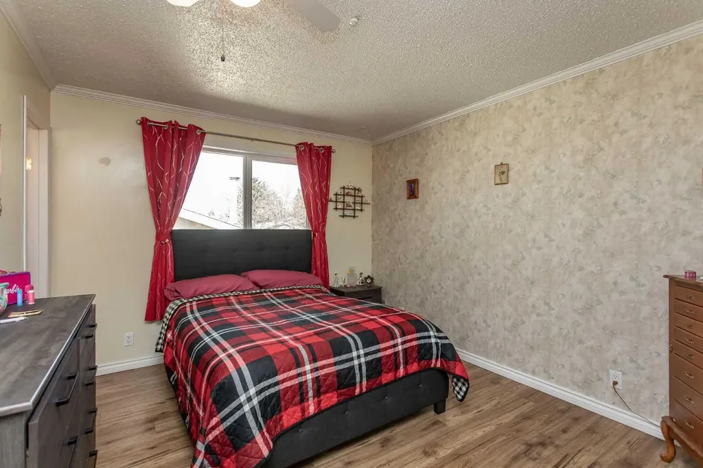 62 Nance Avenue Red Deer AB T4S1Z2