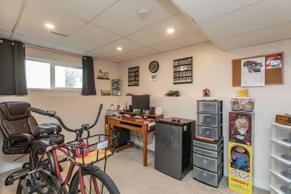 62 Nance Avenue Red Deer AB T4S1Z2