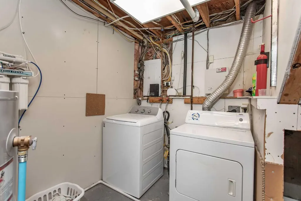 62 Nance Avenue Red Deer AB T4S1Z2