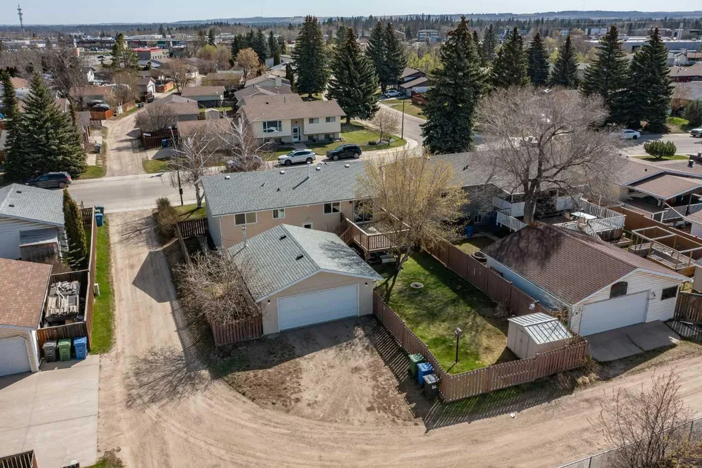 62 Nance Avenue Red Deer AB T4S1Z2