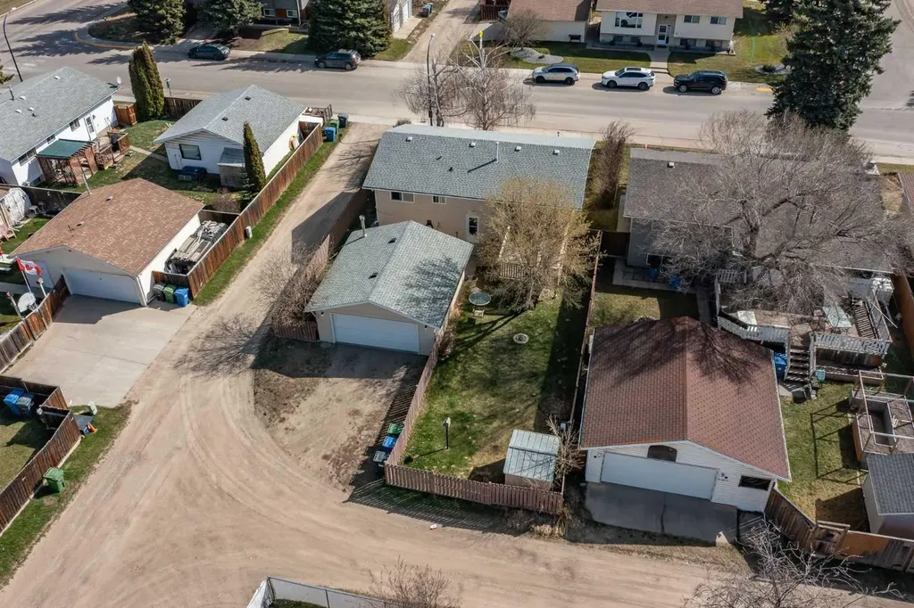 62 Nance Avenue Red Deer AB T4S1Z2