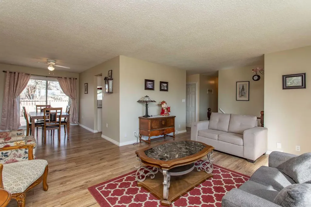 62 Nance Avenue Red Deer AB T4S1Z2
