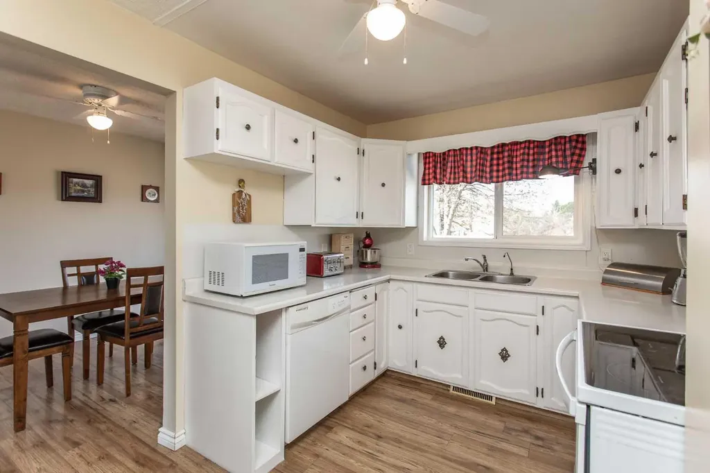 62 Nance Avenue Red Deer AB T4S1Z2