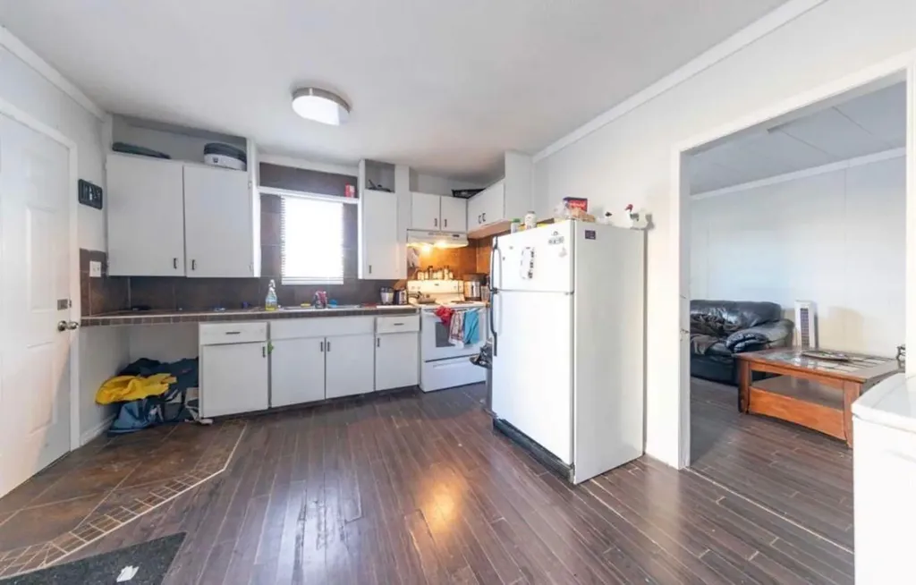 5530 49 Street Lloydminster SK S9V 0V4