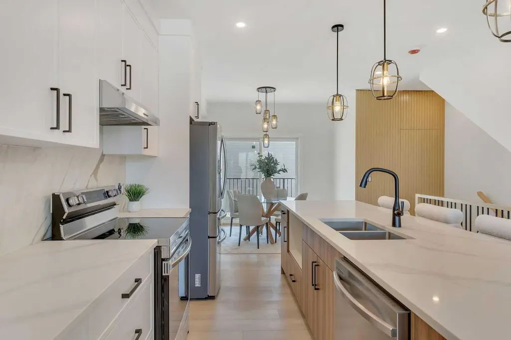 4917 88 Avenue NE Calgary AB T3J 5N8