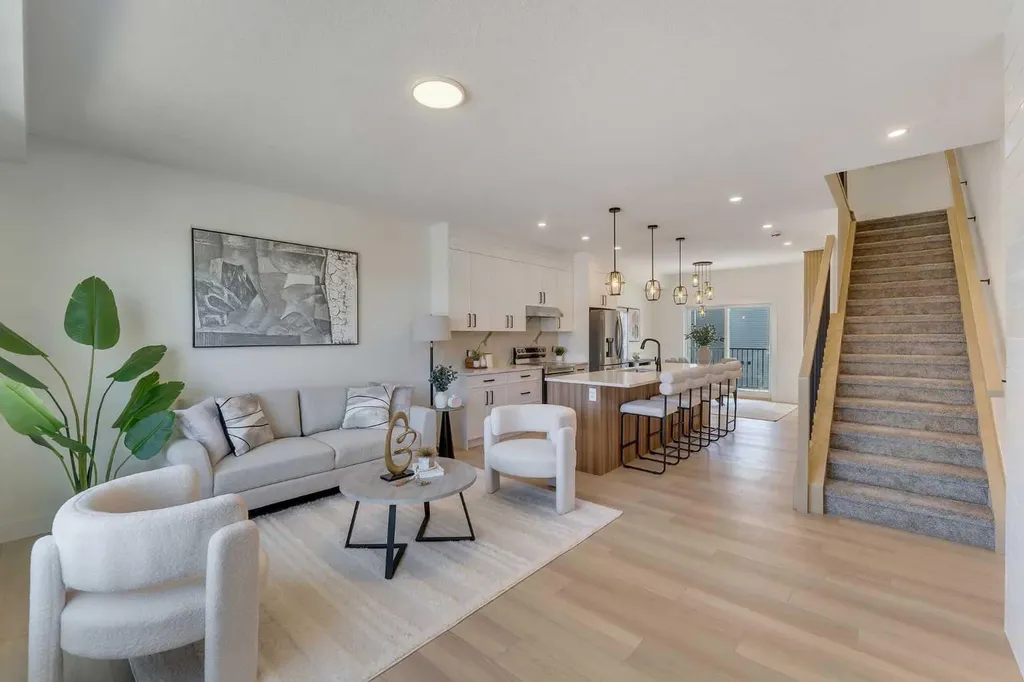 4917 88 Avenue NE Calgary AB T3J 5N8